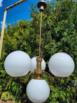 1. republikový mosazný koulový lustr z vily - 5