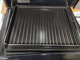 Vestavná trouba Juno - 5