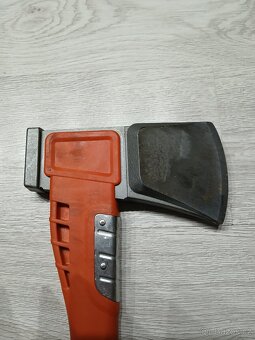 Sekera Husqvarna S2800 - 5