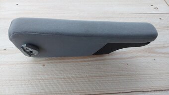 VW Transporter T4 – Opěrka ruky levá šedá - 5