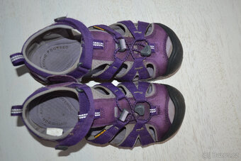 Keen CNX sandále vel. 35 - 5