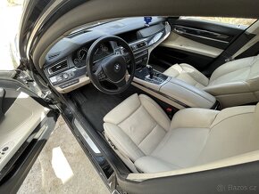 BMW F02 760Li V12 biturbo - 5