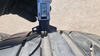 Letní pneu 235/40/19 Bridgestone - 5