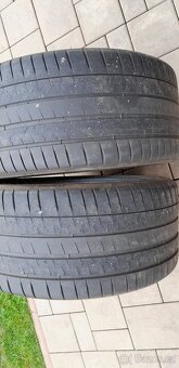 Prodám 2x letní pneu 285/35R20 106V - 5