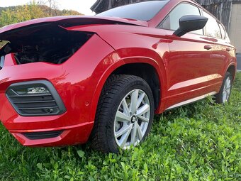 Predám havarovanú Seat Ateca 1,5tsi 110kw Dsg 8/2024. - 5