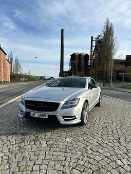 Mercedes Benz CLS 350D AMG - 5