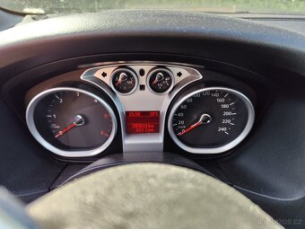 Ford Focus 2.0 TDCI - 5