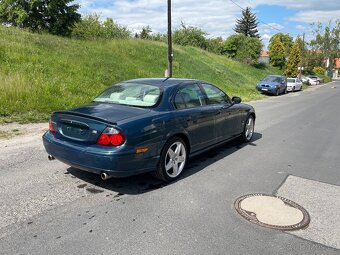 Jaguar S-type R - 5