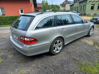 Mercedes-Benz E 240 - 5