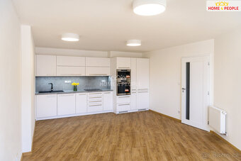 Krásný apartmán 3+kk ve Všemině o výměře 80,5 m² sklep 4 m² - 5