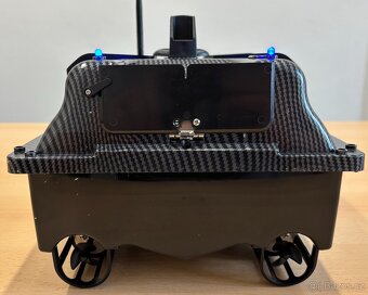 Tříkomorová loďka CARBON GPS s baterií 12000mAh včetně obalu - 5