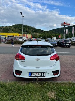 Kia Ceed - 5