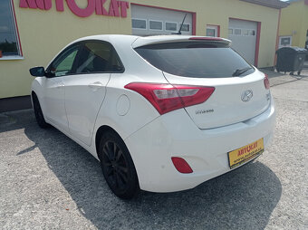Hyundai i30 1.6 CRDi 81kW/Navi/1Maj - 5