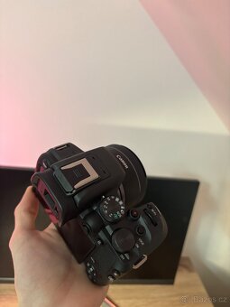 Canon eos r10 + 50mm + doplňky - 5