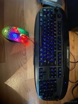 Stolní PC + 3D obrazovka - 5