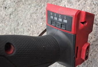 Rázový utahovák Milwaukee 18v - 5