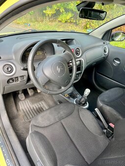 Citroën C2 1.1i 44 kW - 5