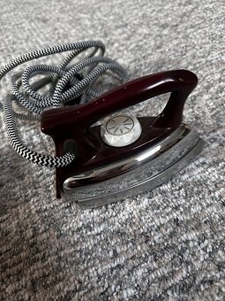 Retro žehlička kabelová - 5