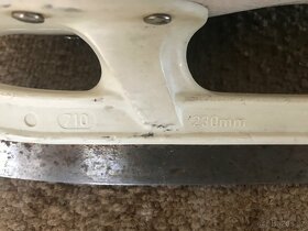 Chlapecké lední brusle - 5