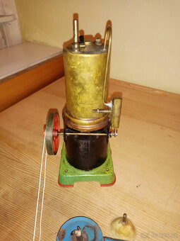 Model parního stroje ITES s příslušenstvím - 5