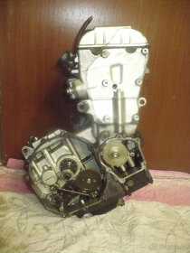 Kawasaki ZX 6 R /9R r.95-díly - 5