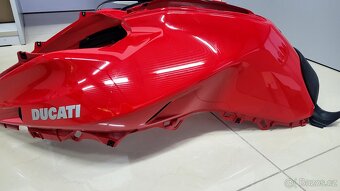 Kryt nádrže Ducati Multistrada V4 - 5