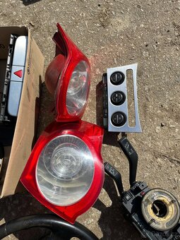 Náhradní díly VW Passat B6 - 5