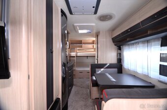 Karavan Hobby De Luxe Edition 490 KMF - 5