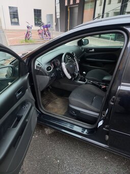 Prodám Ford Focus II1.6 TDCi Rok výroby 2006 Najeto 262.xxxk - 5