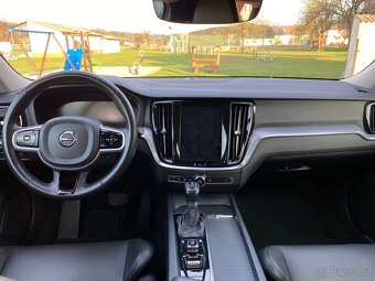 Volvo V60 D4 Geartronic, 140kW, kožený interiér - 5