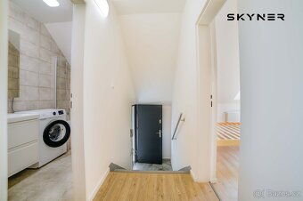 Pronájem byty 2+1, 55 m2 - podkrovní, ev.č. 01083 - 5