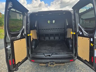 Ford Tourneo Custom, 2,0 L2H1 5 míst TITANIUM - ACC - 5