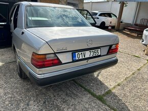 Mercedes W124 200 - 5