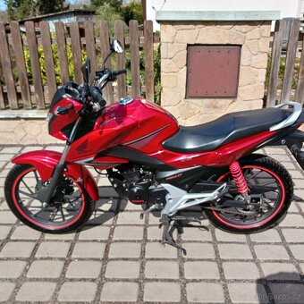 Honda CB 125 F - 5