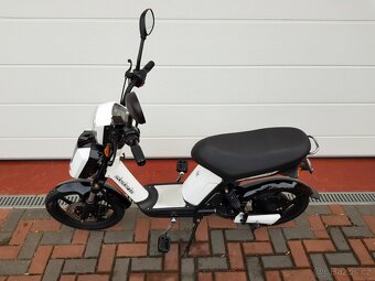 E-Babeta - elektrický moped bez nutnosti mít ŘP - 5
