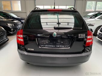 Škoda Octavia II combi 1.6 FSI Elegance r.v.2006 - 5