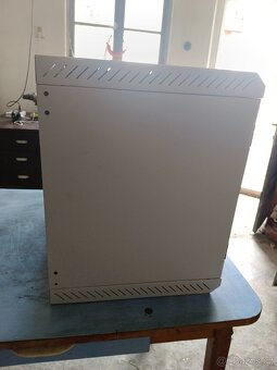 Rack skříň Triton, Patch panel, Web smart switch - 5