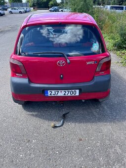 Toyot Yaris - 5