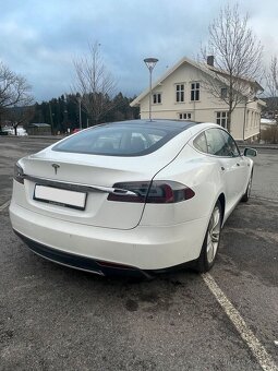 Tesla model s85 free, DPH - 5