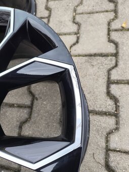 Originalni alu skoda RS 19" - 5