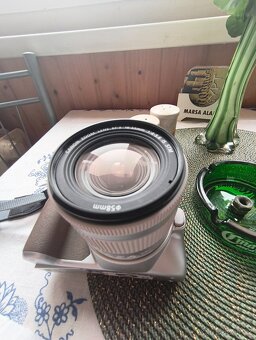 Zrcadlovka Canon - 5