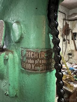 Stojanová vrtačka - 5