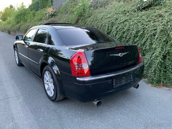 Chrysler 300C 3.0CRD limuzína Signature Series - 5