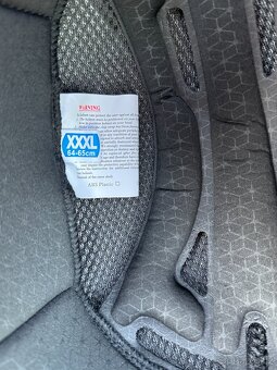 PRODEJ HELMY MAXX - 5