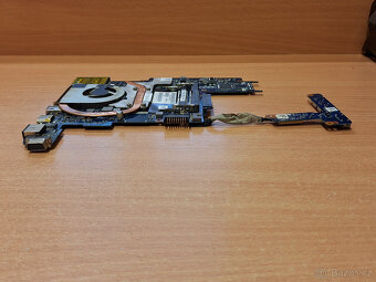 Dell Inspiron P07T - základní deska s CPU - 5