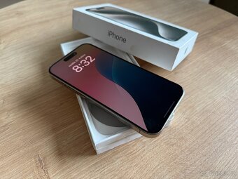 APPLE IPHONE 15 PRO 256GB PŘÍRODNÍ TITAN - 5