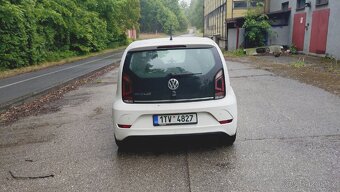 VW UP - 5