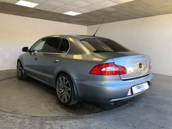 ŠKODA SUPERB 3.6 V6 FSI 4X4 - 5