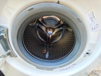 Elektrolux A+++, 8kg, 1400ot.Parní programy-Steam System TOP - 5