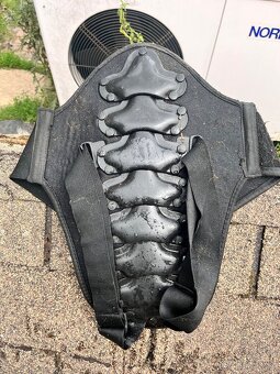 Vesty pateraky podsedlove decky - 5